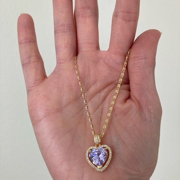 New Vanessa Mooney mini heart necklace purple amethyst pendant necklace - Picture 7 of 10